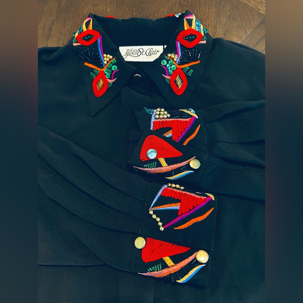 Yves St. Clair Black Long Sleeve Blouse with Vibrant Embroidery VTG